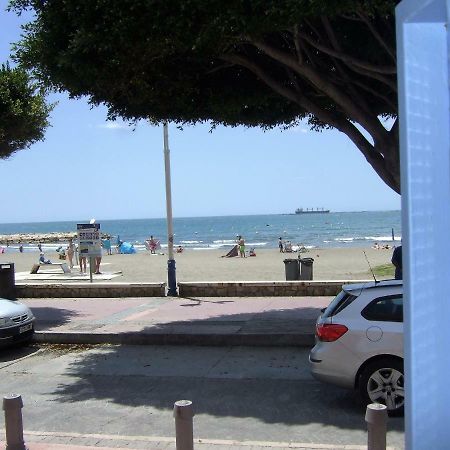 Apartment On The Beach Malaga Exterior photo