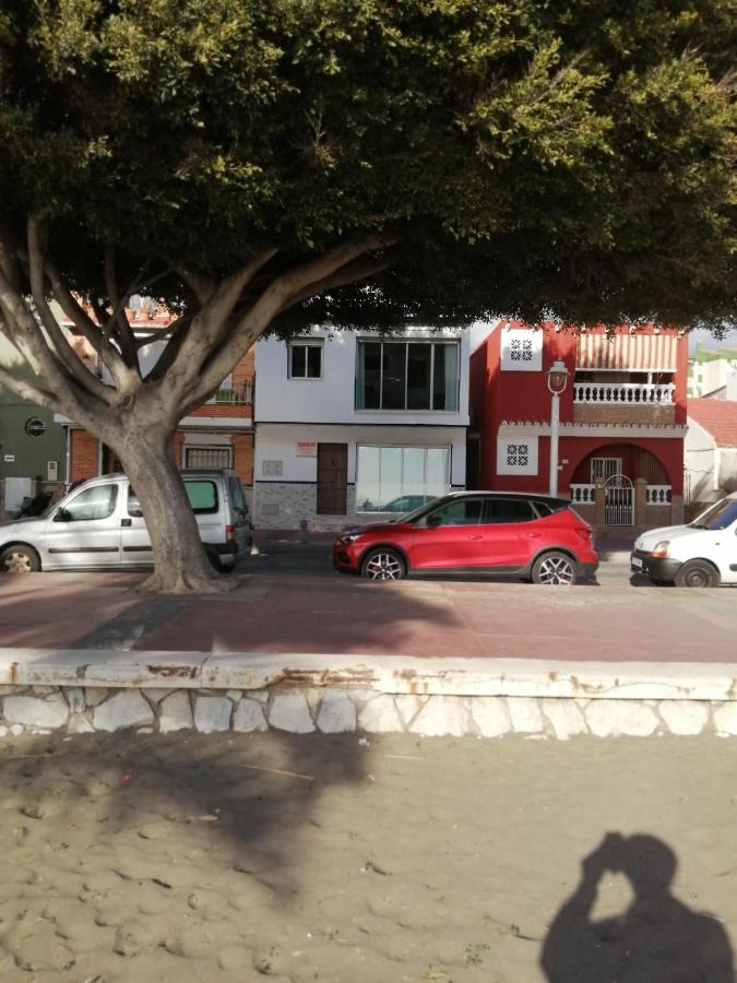 Apartment On The Beach Malaga Exterior photo